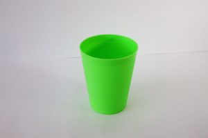 Пластиковий стакан зелений